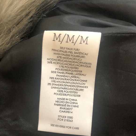 CAbi Frosty Faux Fur Multi Color Vest Sz. M #3380 Lined Fun Cozy Date Nite - Picture 10 of 10